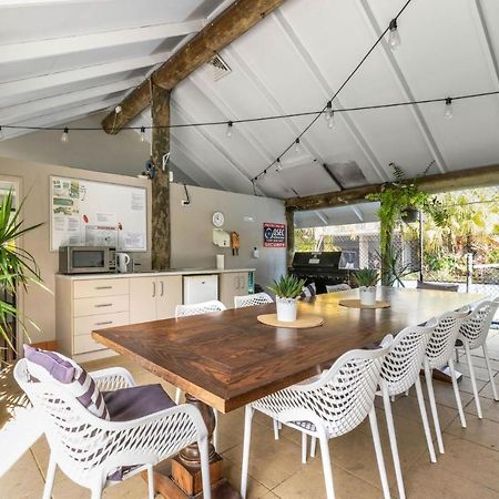 Pelican Beach Resort Noosaville Buitenkant foto