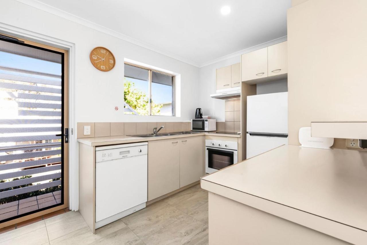 Pelican Beach Resort Noosaville Buitenkant foto